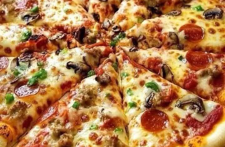 Homemade pizza recipe || Perfect Plug For This Rainy Weather