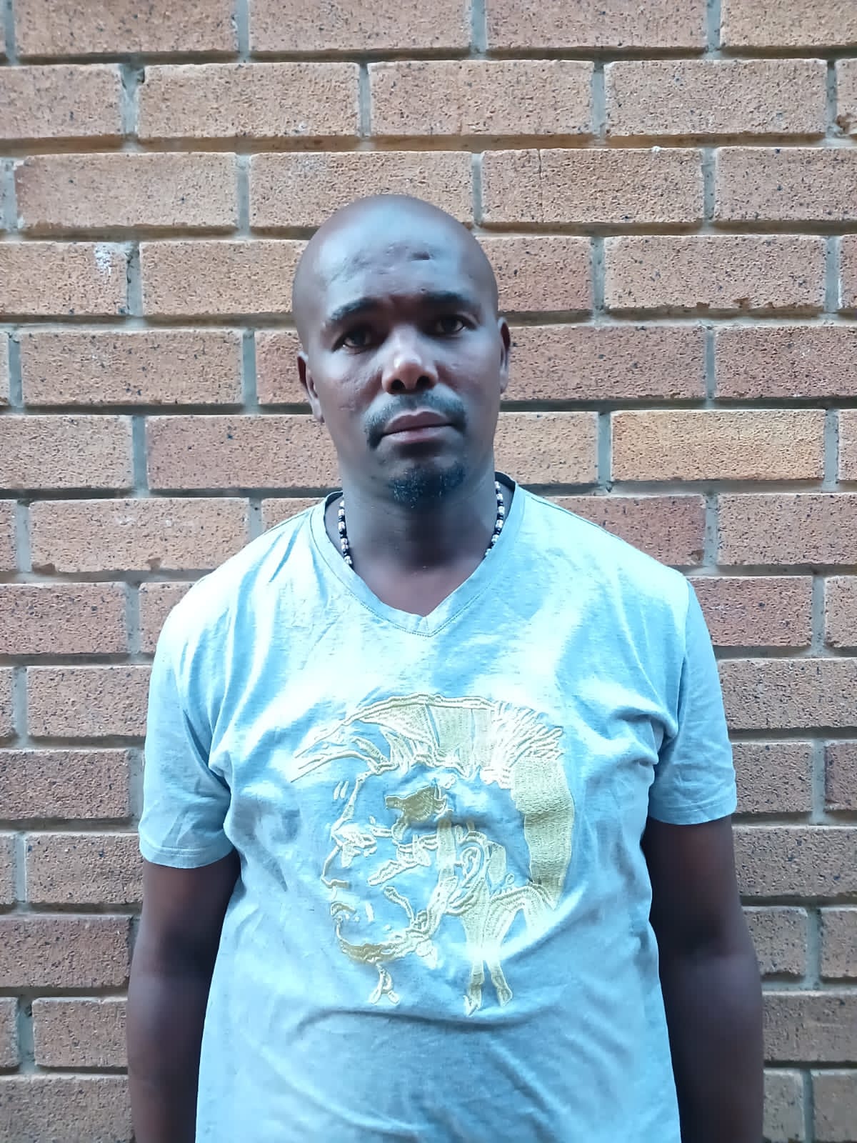 HAWKS ARRESTED SUSPECT FOR R423 000 FRAUD 